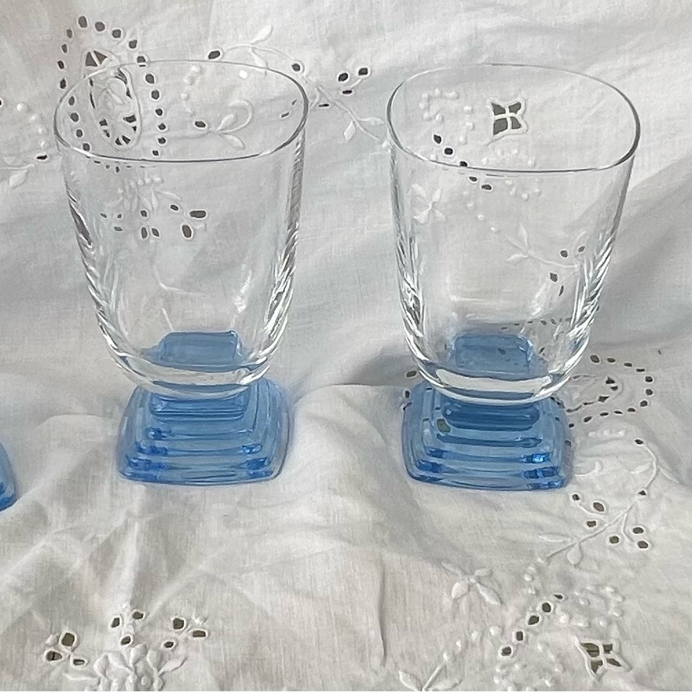 Bormioli Rocco cocktail glasses with  Stacked square Blue Base set of six - Picture 2 of 5